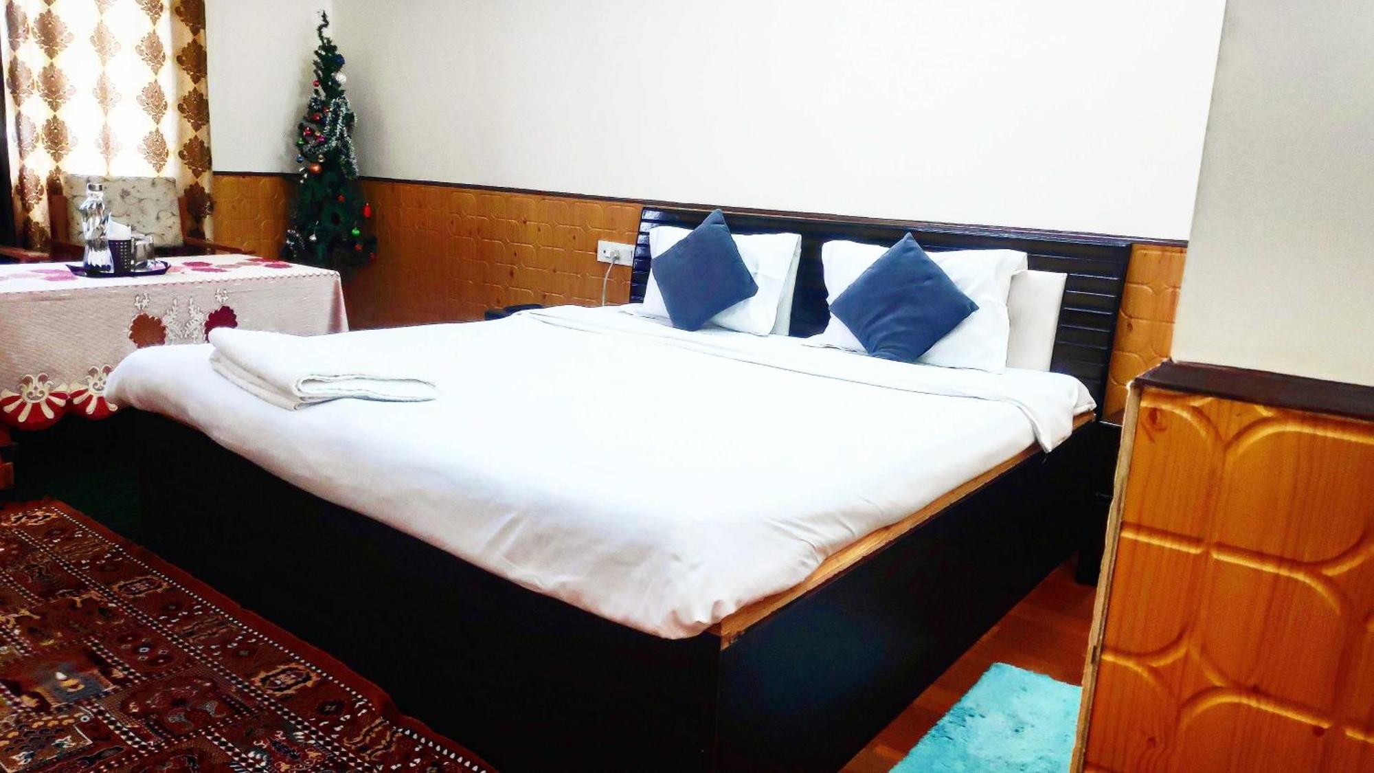Hotel O New Shushant Regency シムラー エクステリア 写真