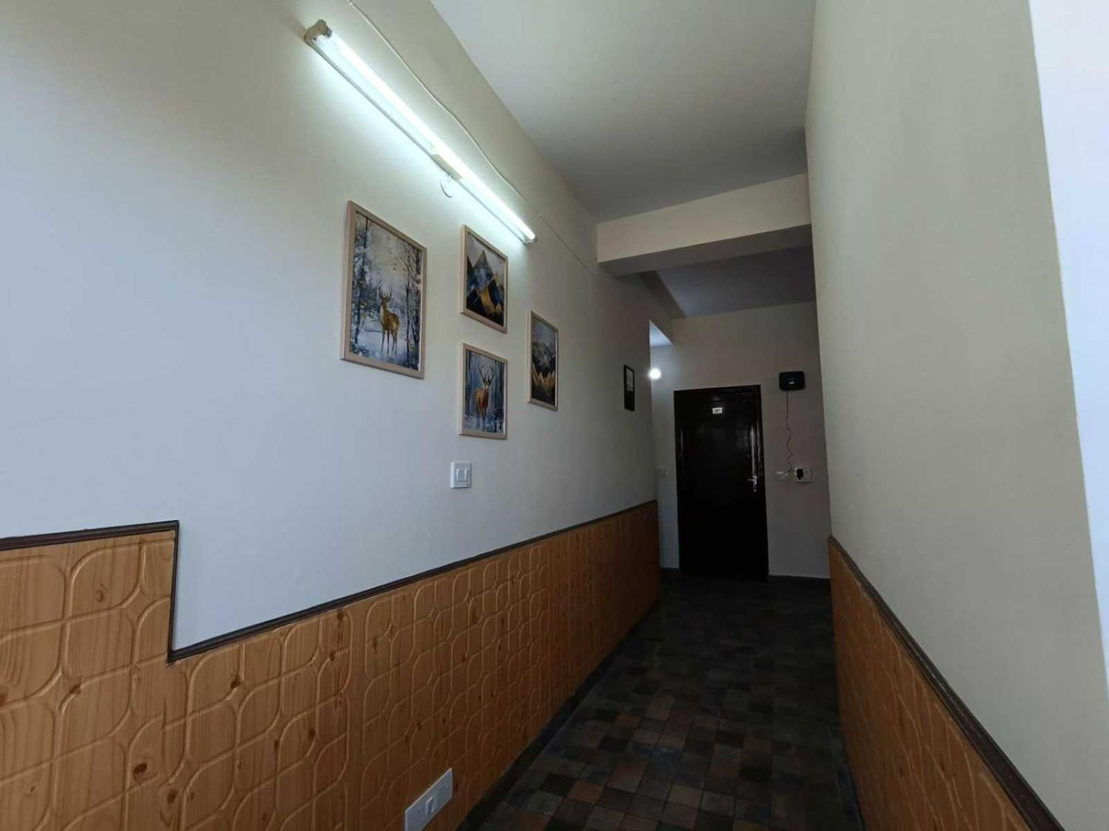 Hotel O New Shushant Regency シムラー エクステリア 写真